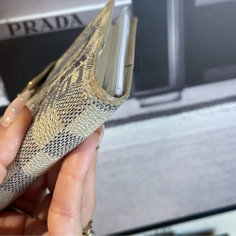 Louis Vuitton Trunks PM Agenda - Picture 4 of 14